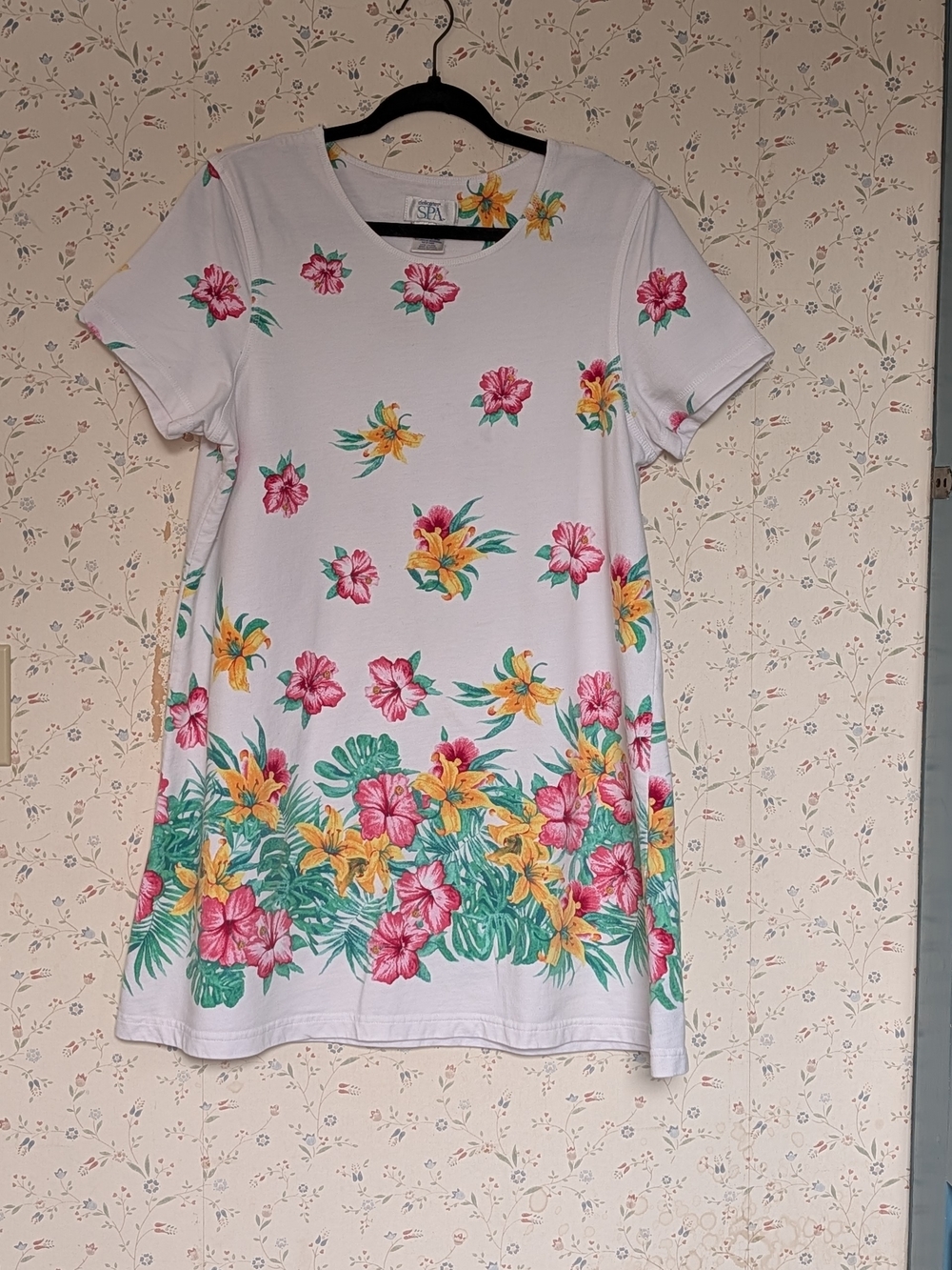 Delicates Spa Dress L Floral 100% Cotton Long Tshirt pink green natural fibers